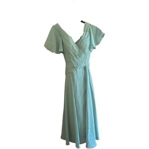 Wedding Dress NWT green evening gown bridesmaid dress lace-up back design Sz 8